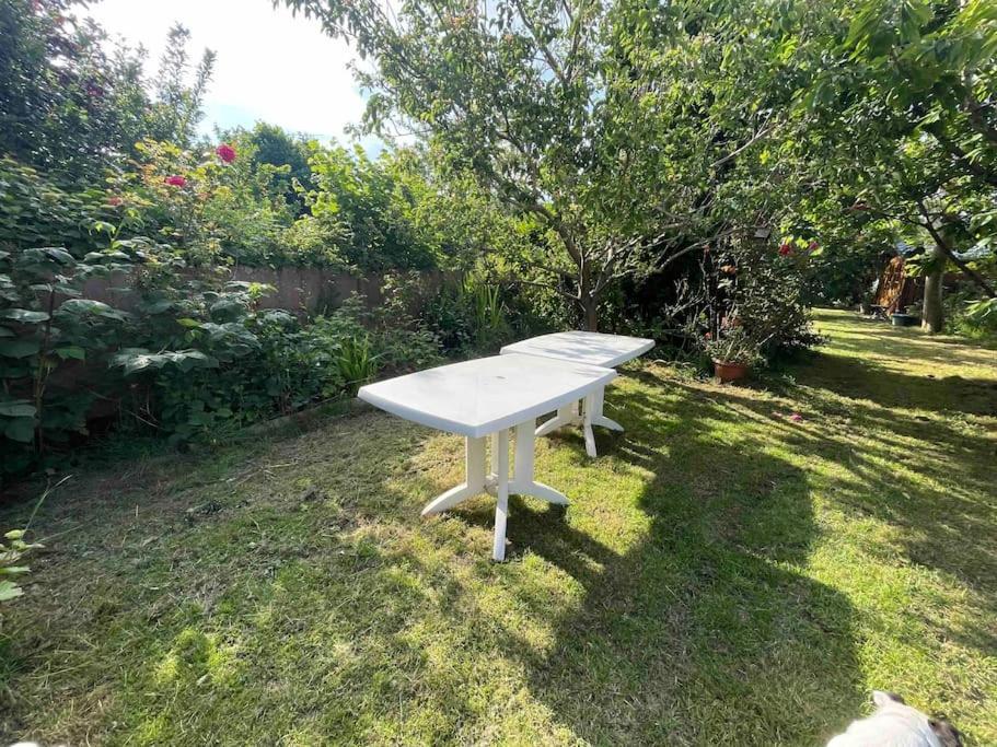 Maison Spacieuse Avec Jardin Et Salle De Sport Saint-Brieuc Luaran gambar
